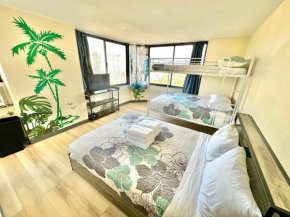 Ocean Canal Mountain View Steps from Waikiki Beach 6person